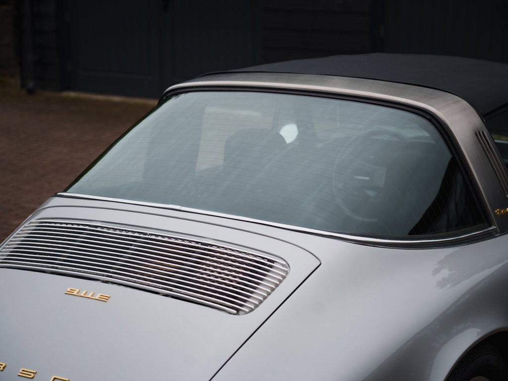 Porsche 911 T