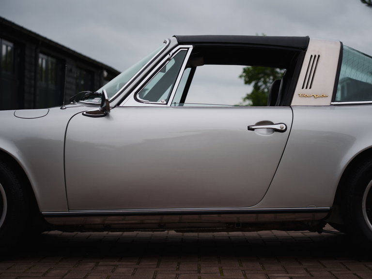 Porsche 911 T