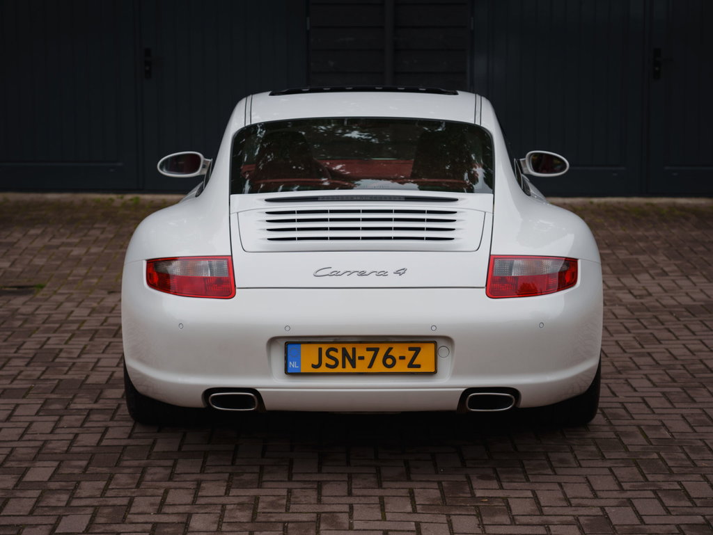 Porsche 997 Carrera 4