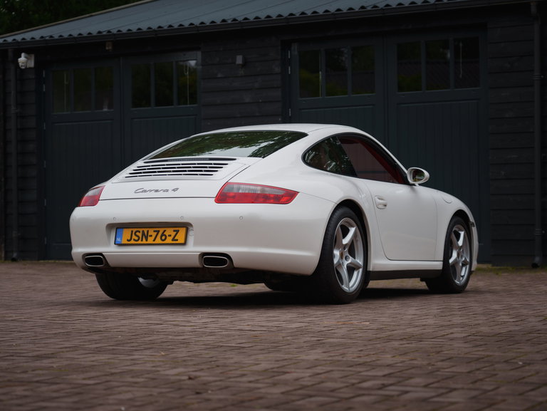 Porsche 997 Carrera 4