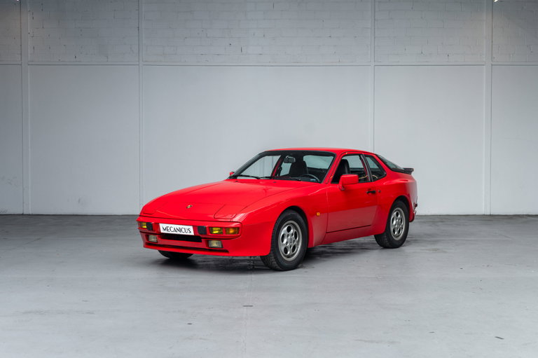 Porsche 944 Coupé
