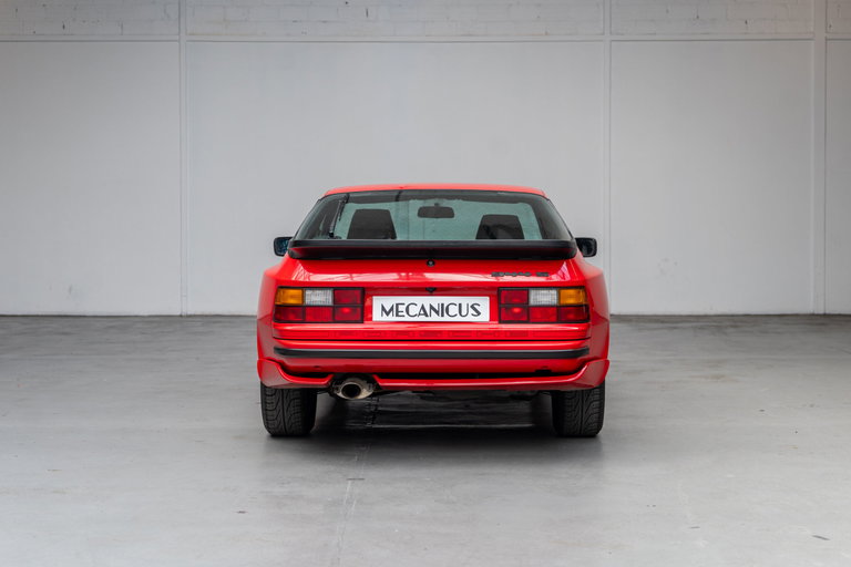 Porsche 944 Coupé