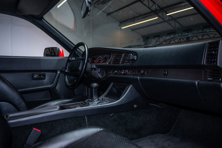 Porsche 944 Coupé