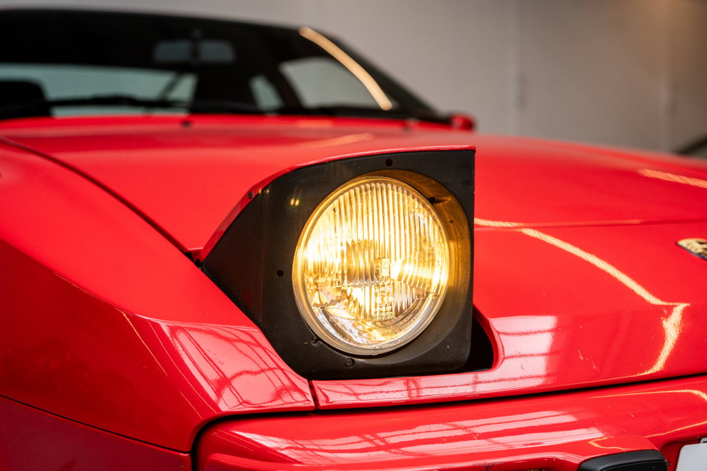 Porsche 944 Coupé