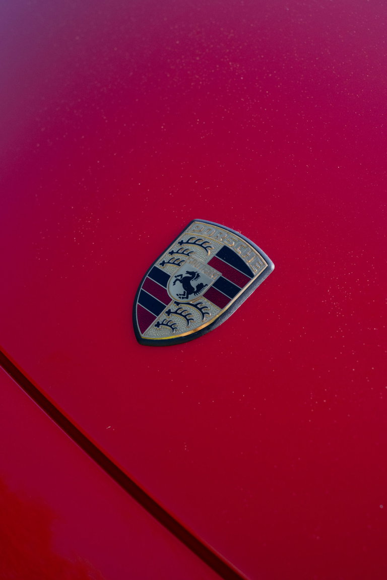 Porsche 928 S4