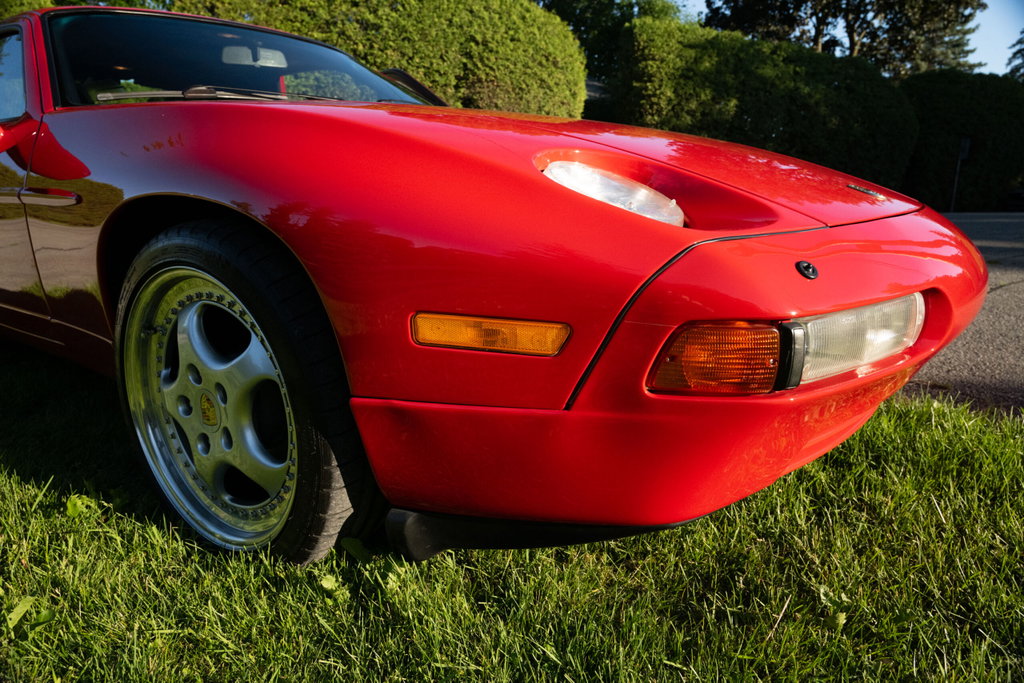 Porsche 928 S4