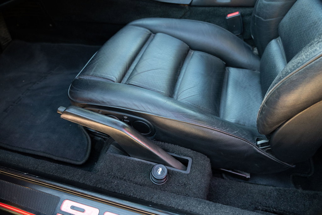 Porsche 928 S4