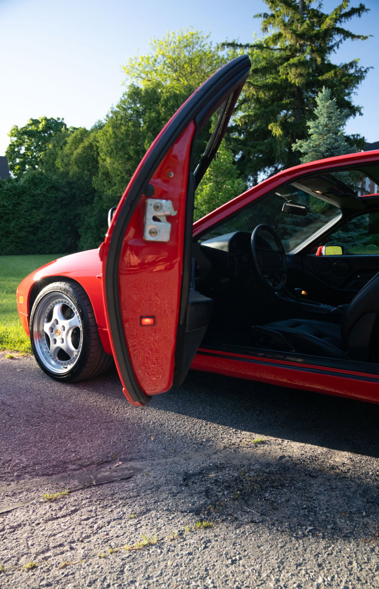 Porsche 928 S4