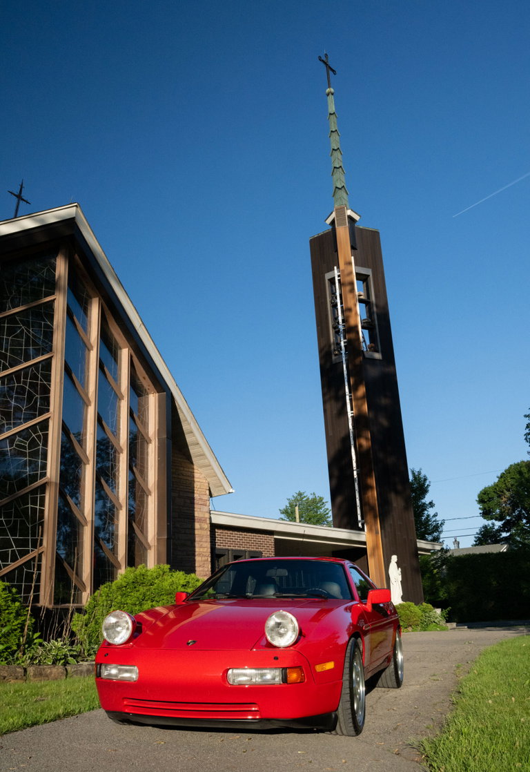 Porsche 928 S4