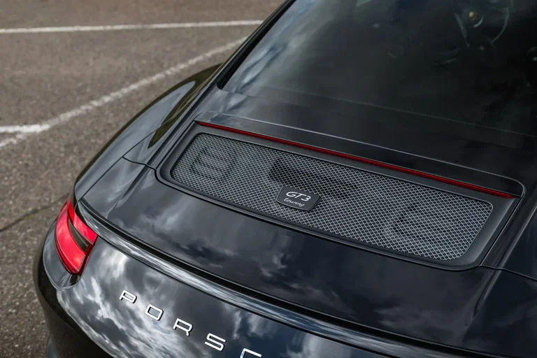 Porsche 991.2 GT3 Touring