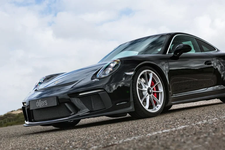 Porsche 991.2 GT3 Touring