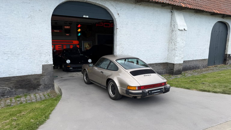 Porsche 911 Carrera 3.2