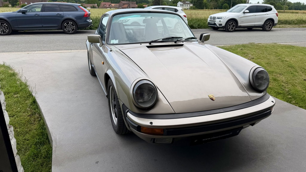Porsche 911 Carrera 3.2