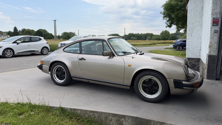 Porsche 911 Carrera 3.2