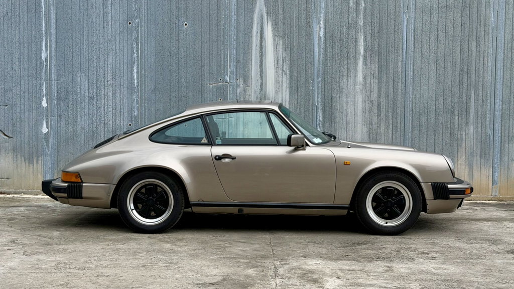 Porsche 911 Carrera 3.2