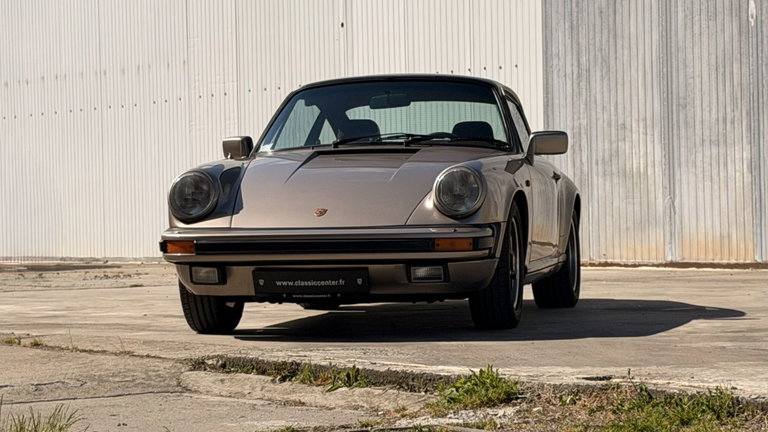 Porsche 911 Carrera 3.2