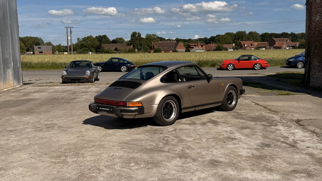 Porsche 911 Carrera 3.2