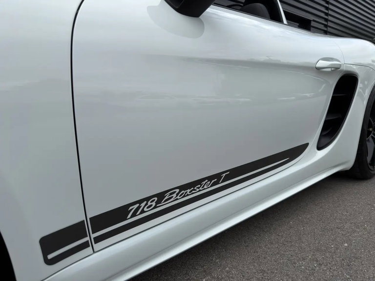 Porsche 718 Boxster T