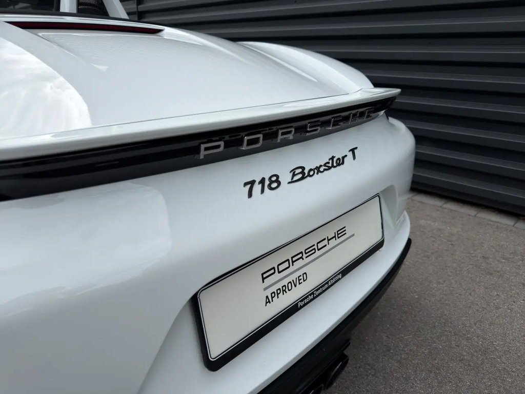 Porsche 718 Boxster T