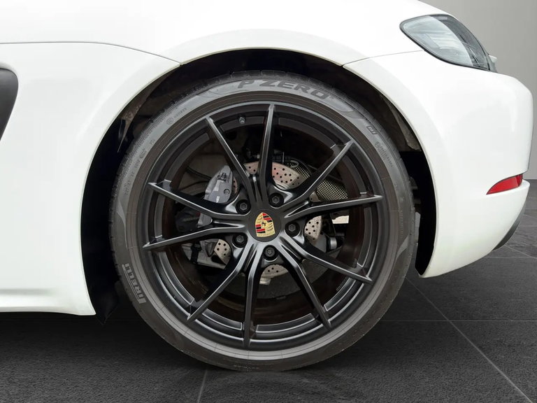 Porsche 718 Boxster T