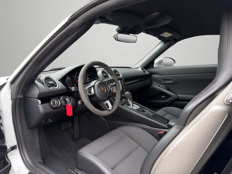 Porsche 718 Boxster T