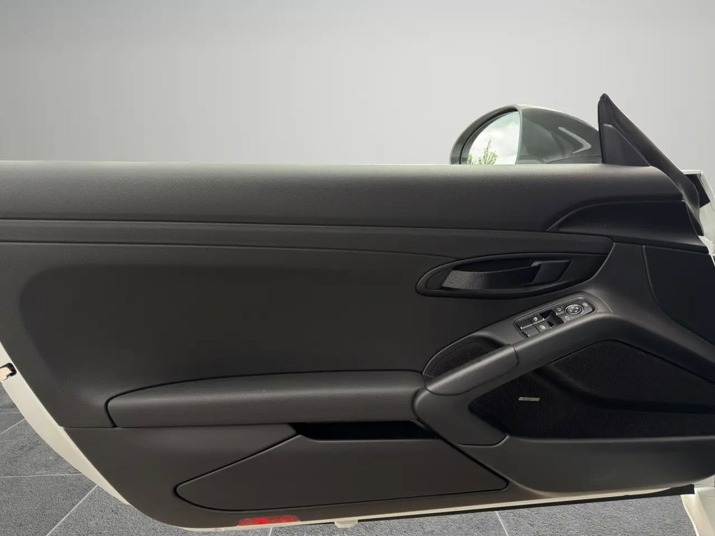 Porsche 718 Boxster T
