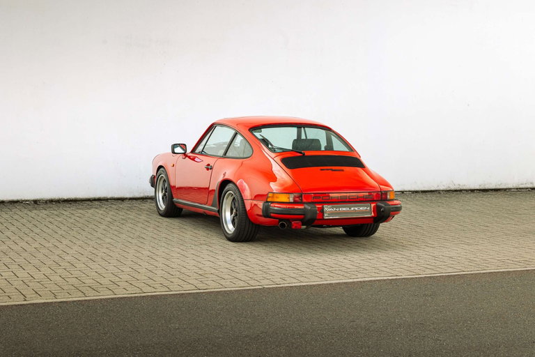 Porsche 911 SC
