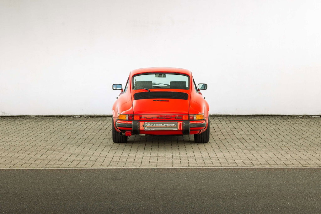 Porsche 911 SC