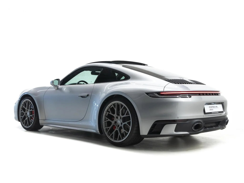 Porsche 992 Carrera 4S