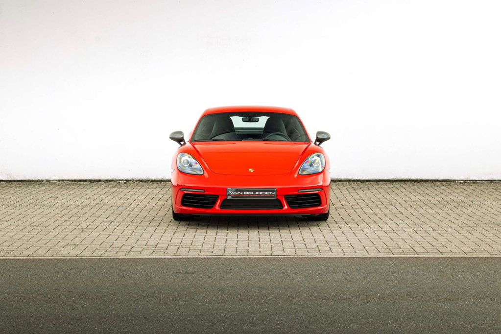 Porsche 718 Cayman T
