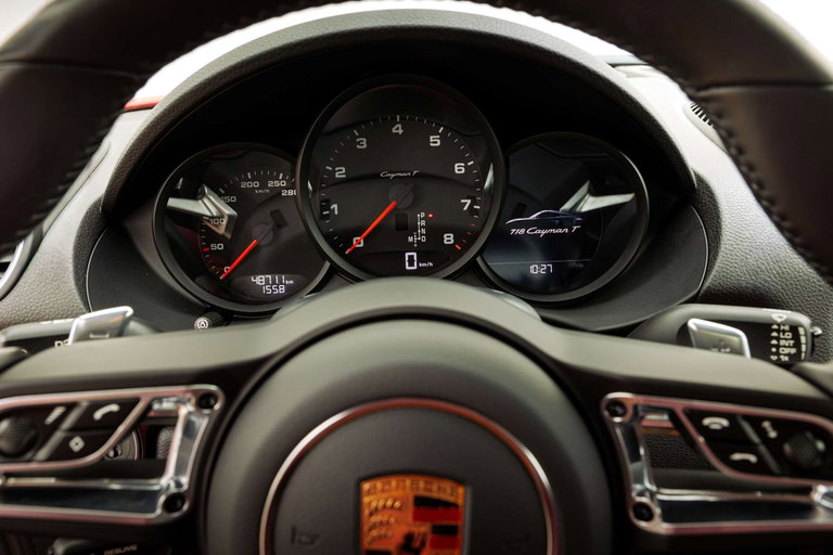 Porsche 718 Cayman T