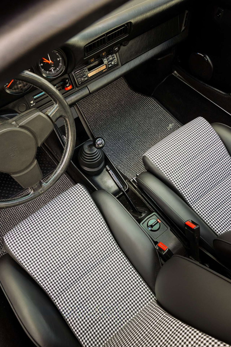 Porsche 911 SC