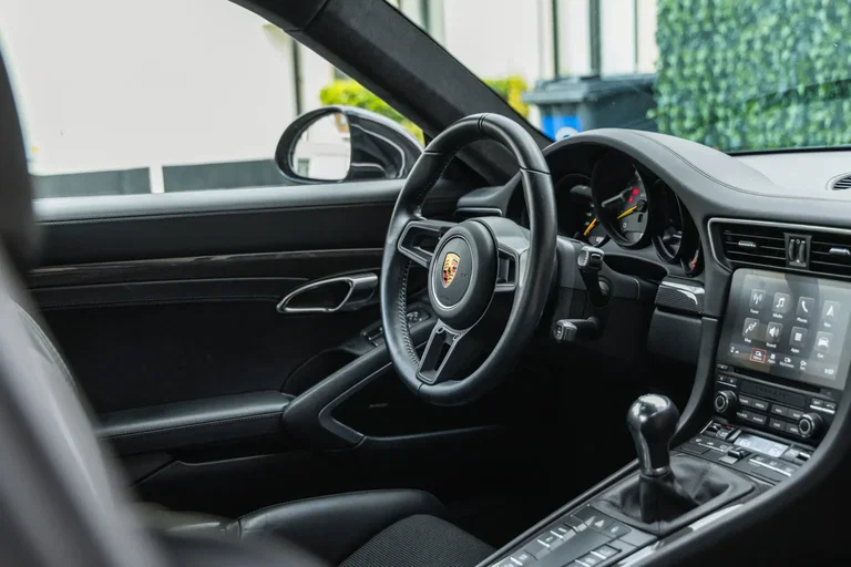 Porsche 991.2 GT3 Touring