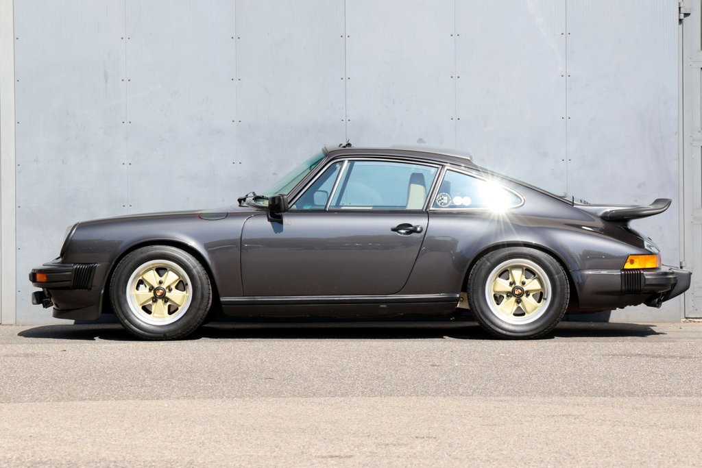 Porsche 911 SC