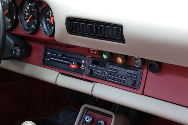 Porsche 911 SC