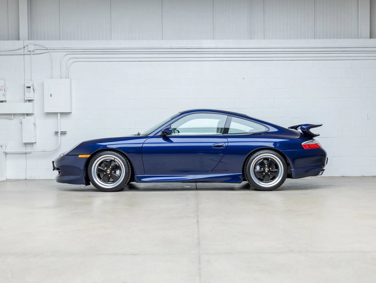 Porsche 996 Carrera 4