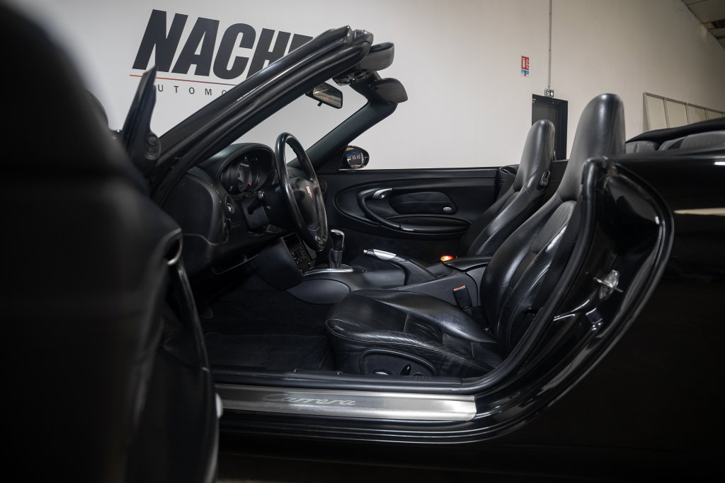 Porsche 996 Carrera 4