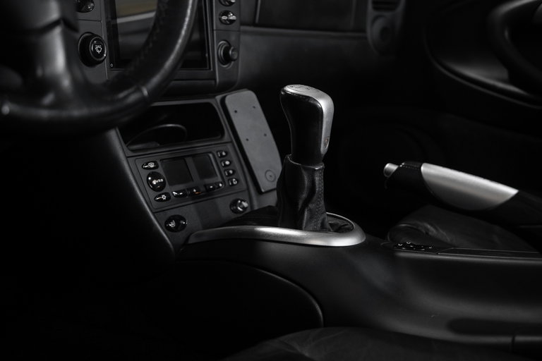 Porsche 996 Carrera 4