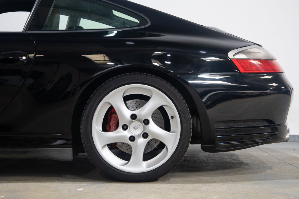 Porsche 996.2 Carrera 4S