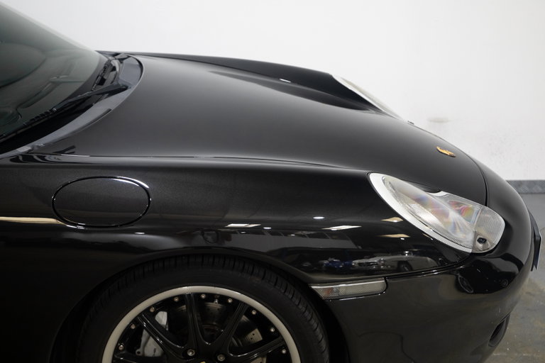 Porsche 996 Carrera 4
