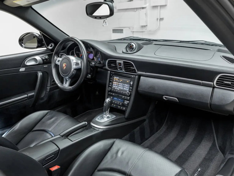 Porsche 997.2 Carrera GTS