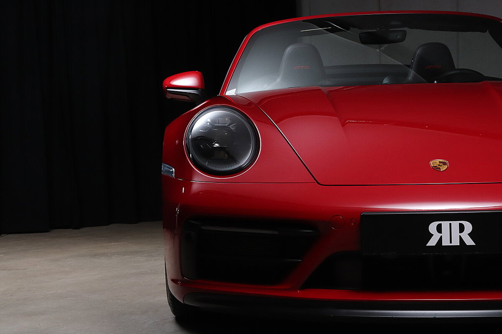 Porsche 992 Carrera GTS