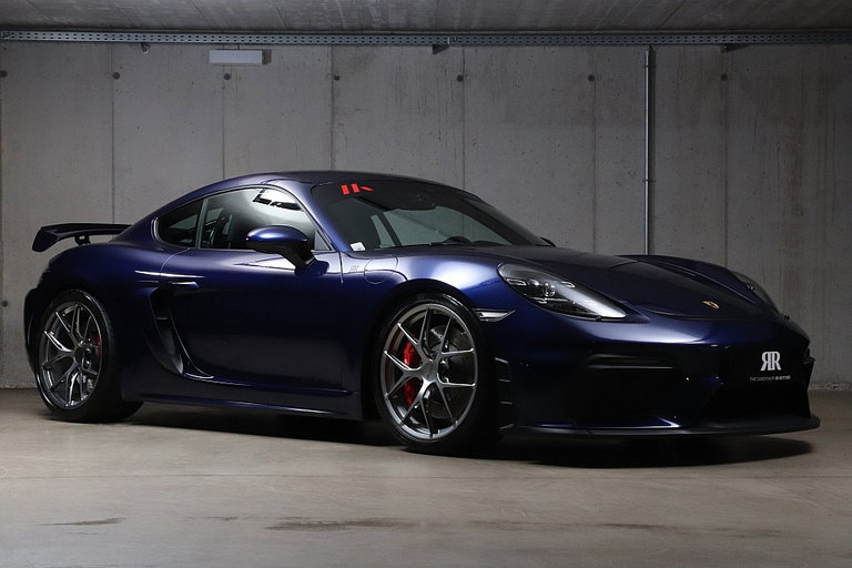Porsche 718 Cayman GT4