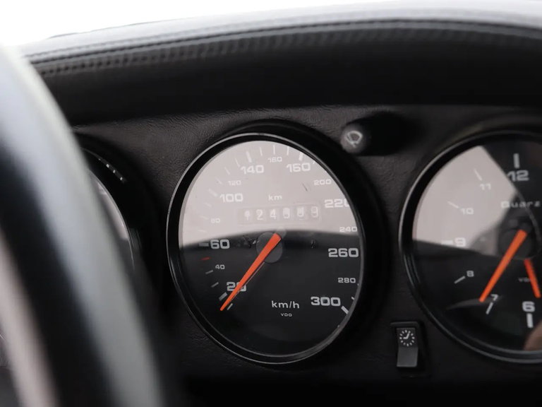 Porsche 993 Carrera 4S