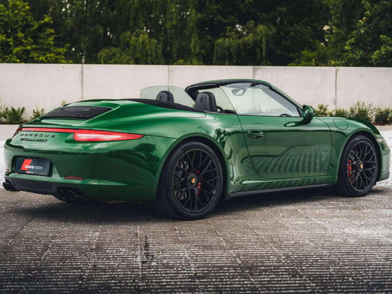Porsche 991 Carrera 4 GTS