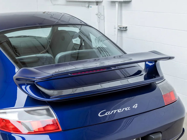 Porsche 996 Carrera 4