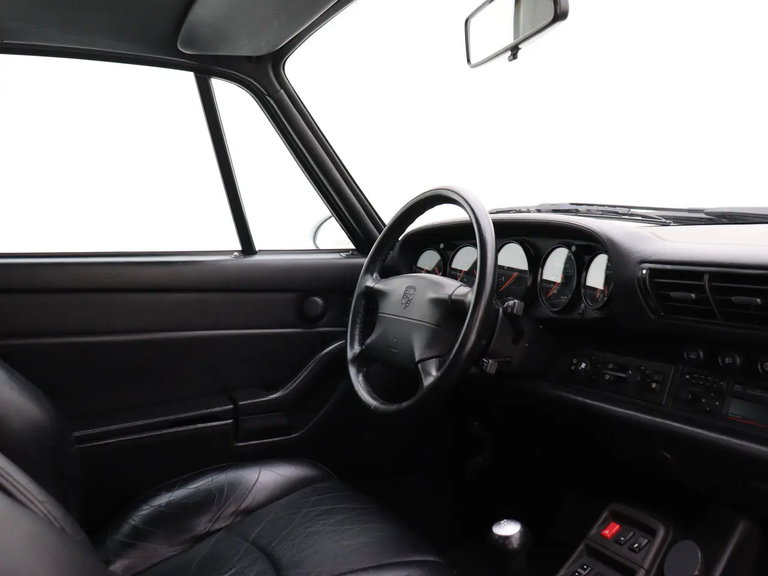 Porsche 993 Carrera 4S