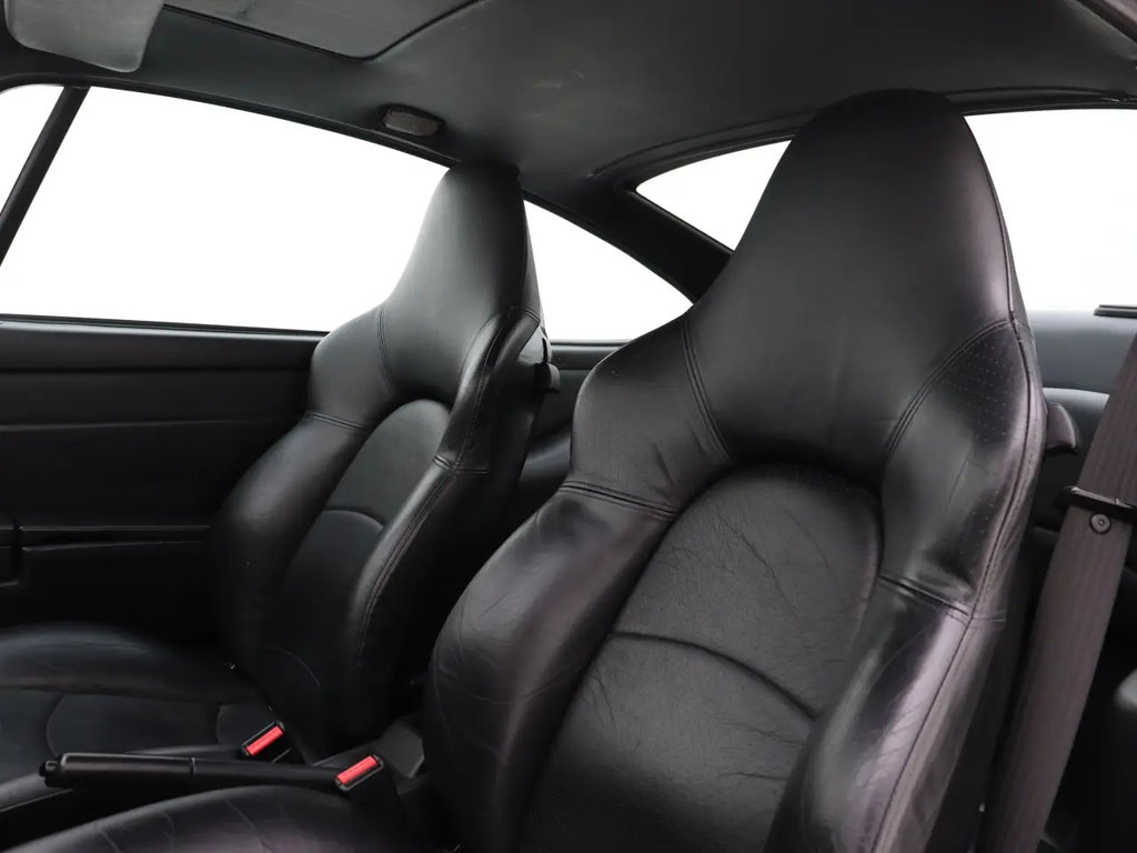 Porsche 993 Carrera 4S