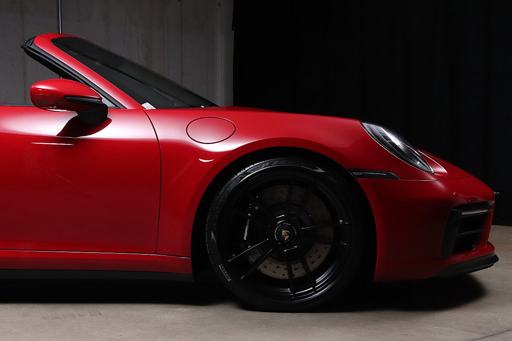 Porsche 992 Carrera GTS