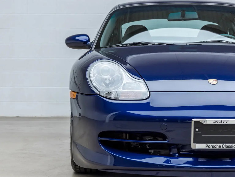 Porsche 996 Carrera 4